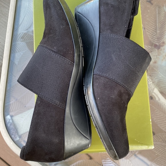 Casual wedge slip on shoes - Picture 5 of 12